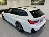 【展示場について】九州エリア最大級の展示場常時30台以上のBMWを展示しております。入庫する予定車両やNET掲載が間に合っていない車両も御座いますので是非一度お問い合わせ下さい。0078-6002-772723
