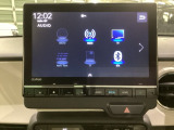 ナビゲーションはフルセグTV、インターナビ対応のGathers純正メモリーナビを搭載しています。Bluetoothオーディオ機能がありますので、スマートフォンなどの音楽も再生できます。