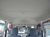 ご希望車の細部の写真をメールで送らせていただいております。来店ができない方でも指定いただいた箇所など何枚でもお送りいたします。