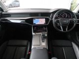 Audi Approved大阪南は正規ディーラーであることはもちろんのこと、保険代理店でもあります。セールススタッフは保険の有資格者ですので保険のご相談もお任せください。