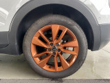 20555R17タイヤにCopperStyle用アルミホイールを装着しております。
