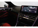 LEDを採用したリヤ・コンビネーション: 急ブレーキをかけた際にライトが点滅して後続車のドライバーに警告を促す、ダイナミックブレーキライト機能付き。