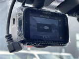 【ドライブレコーダー】映像・音声などの運転中の記録を残します。事故などを起こした起こされた時の証拠になりえますので、もしも時でも安心ですね。