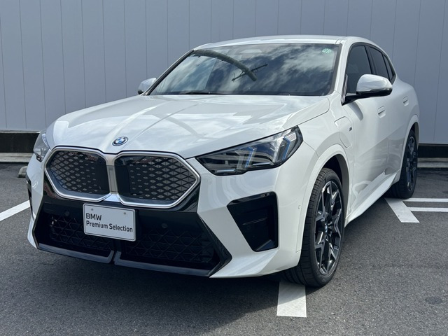 iX2 xドライブ30 Mスポーツ 4WD 