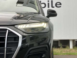 マトリクスLEDヘッドライト装備 複数のセンサーとカメラによって他車や歩行者を検出。ドライバーや歩行者の視界を妨げることが無いように、約1億通りの自動配光が可能です。