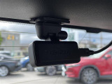 【ドライブレコーダー】映像・音声などの運転中の記録を残します。事故などを起こした起こされた時の証拠になりえますので、もしも時でも安心ですね。