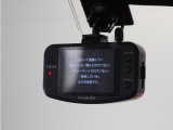 ◆ドライブレコーダー◆映像・音声などを記録する自動車用の装置です。 もしもの事故の際の記録はもちろん、旅行の際の思い出としてドライブの映像を楽しむことができます。
