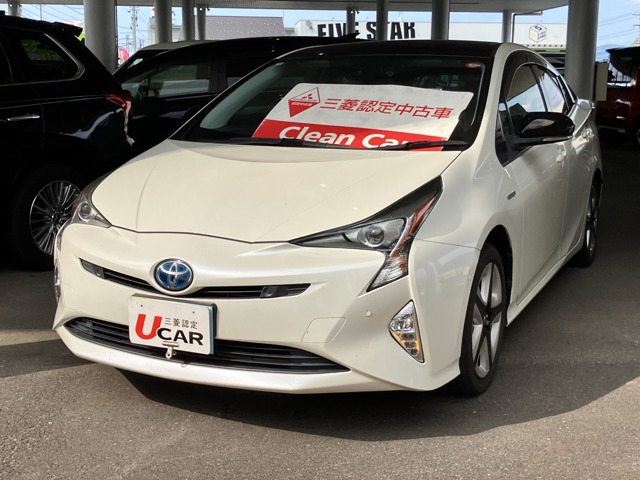 プリウス 1.8 S セーフティ プラス E-Four 4WD 