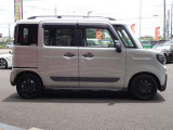 小回りが利くので狭い駐車場や道も快適☆