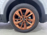 20555R17タイヤにCopperStyle用アルミホイールを装着しております。