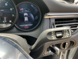 お車の保証については、年式・走行距離等の条件により異なります。詳しくは店頭にてお問い合わせ頂ければ幸いです。