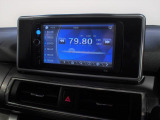 Bluetooth接続対応のチューナーが装備されています(カーナビとしての機能やバックモニター機能はありません)。