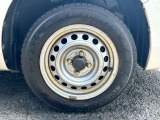 オンライン予約を是非ご活用ください! 店舗内はギュウギュウに車が詰まっているので、先にご予約いただけると、広い場所で見やすいように準備いたします。