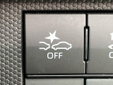 【スマートアシスト】走行中に前方の車両等を認識し、衝突しそうな時は警報とブレーキで衝突回避と被害軽減をアシスト。より安全にドライブをお楽しみいただけます。