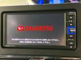 【純正ナビ】人気の純正ナビを装備しております。ナビの使いやすさはもちろん、オーディオ機能も充実!キャンプや旅行はもちろん、通勤や買い物など普段のドライブも楽しくなるはず♪