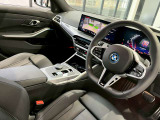 【お車の品質について】内外装の状態をより詳しくお伝えするため第三者機関《AIS》による公平かつ厳正な検査を実施いたします。お車の状態を数値化した車両評価証もご覧頂けます。※検査待ちの場合もございます。