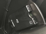 グローブボックス内にはETCが設置されています。