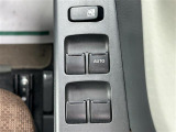 【パワーウインドウ】運転席のスイッチで、各席の窓ガラスの開閉ができます!あると便利ですよね!