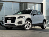 他のAudiとは一線を画すようなデザインでいつみても古さを感じないお車となっとなっております!
