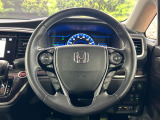 【純正革巻きステアリング】上質な革を使用することで、手にしっかり馴染みとても運転しやすいハンドルです♪