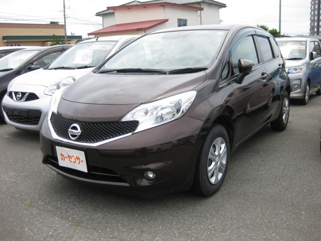 ノート 1.2 X FOUR 4WD 