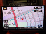 こちらはパナソニックのナビです。型番はCN-F1X10BLDです。フローティングナビなので、高画面でナビをご利用いただけます。