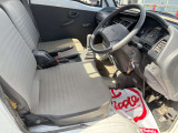 運転席周りです。