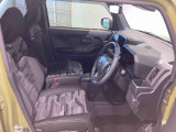 ご覧いただきありがとうございます!安心保証付きの展示車を多数揃えておりますのでお気軽にお尋ねください。