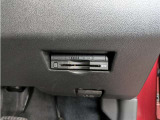 すっきりとインストールされた純正ビルトインETCはすっきり収まって使いやすさバッチリです!