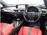 当店では中古車でも残価設定型ローンで乗れます。また当店ではご購入のお車(ガソリン国産車)全て次回お乗り換えまでオイル交換無料となります。