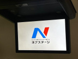 【フリップダウンモニター】大画面モニターで後席でもエンタメをお楽しみいただけます。小さなお子様にも大人気の装備です♪