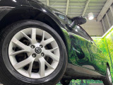 弊社では、全車『修復歴なし』のお車のみ取り扱っております。専任バイヤーによる厳選した仕入れの後、入庫後の車両チェックを行い、ネクステージが認定した高品質な中古車をご提供しております。