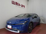 人気HV車のプリウスです!スタイリッシュな外観にHVの低燃費。さぁドライブに出かけましょう♪