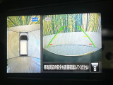 【アラウンドビューモニター】専用のカメラにより、上から見下ろしたような視点で360度クルマの周囲を確認することができます☆縦列駐車や幅寄せ時に活躍してくれます♪