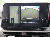 フロント、サイドブラインドビューで縁石など気になる場所も確認できます。