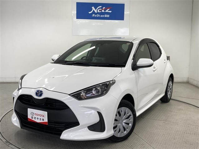 ヤリス1.5 ハイブリッド G E-Four 4WD