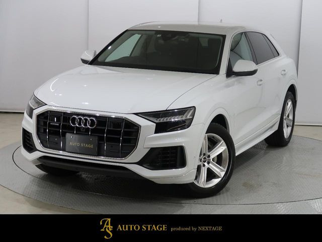 Q855 TFSI クワトロ ラグジュアリー 4WD