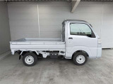 全車1年間の走行距離無制限のロングラン保証付きです。また、さらに安心をお求めの方には1年〜2年の保証延長ができる「ロングランα保証」(有償)もお選びいただけます。