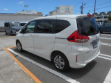 こちらのお車は、6名乗りとなっています♪