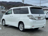 当社では全車ルームクリーニングを施工しご納車。室内だけでなく、エンジンルーム、ドアヒンジ等、隅々まで綺麗に仕上げております!気持ちのいいご納車をお届け致します!