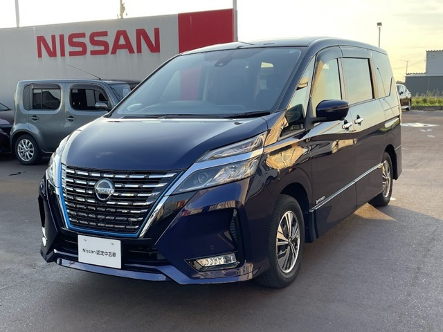 セレナ 1.2 e-POWER ハイウェイスター V 