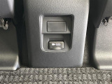 【AC100V/AC100W】電化製品などの電子機器をコンセントに繋いで使用することが可能です!!キャンプなどのアウトドア時に非常に便利です♪