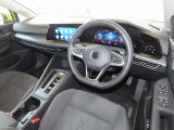 NAVI画面は少し運転席側に向いてます