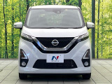 弊社では、全車『修復歴なし』のお車のみ取り扱っております。専任バイヤーによる厳選した仕入れの後、入庫後の車両チェックを行い、ネクステージが認定した高品質な中古車をご提供しております。
