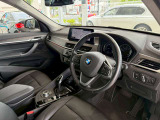 また、BMW正規認定中古車は、エマージェンシーサービスが自動付帯。24時間365日、皆様のカーライフをサポート致します。確かな安心のうえで、「駆けぬける歓び」をご堪能ください。
