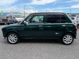お客様が安心して中古車を購入できるよう、中古車の価格や品質の適正な情報を提供し、近年問題となっております修復暦の偽り・メーター改ざん車の排除に努めています。