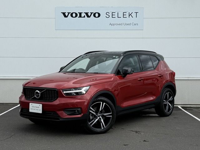 XC40 B4 AWD Rデザイン 4WD 