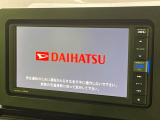 【純正ナビ】人気の純正ナビを装備しております。ナビの使いやすさはもちろん、オーディオ機能も充実!キャンプや旅行はもちろん、通勤や買い物など普段のドライブも楽しくなるはず♪
