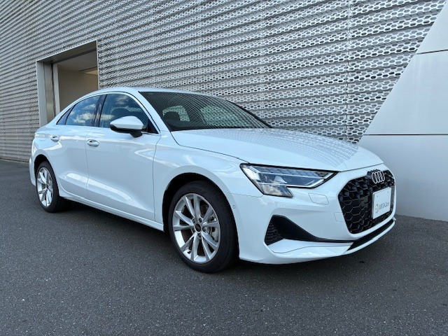 A3セダン30 TFSI アドバンスド