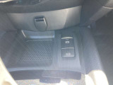 AUTOHOLDを使うと信号待ちで足が楽になります